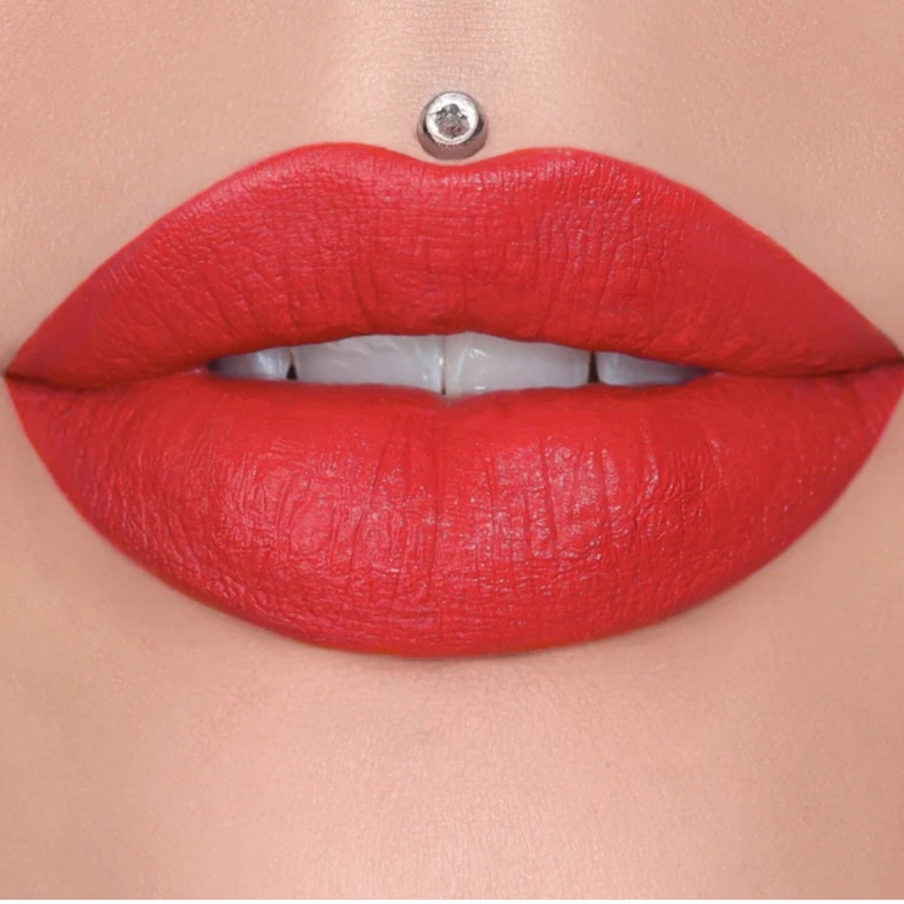 Jeffree Star Cherry Soda Velvet Trap Matte Lipstick